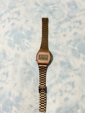 Casio Gold Digital Bracelet Watch